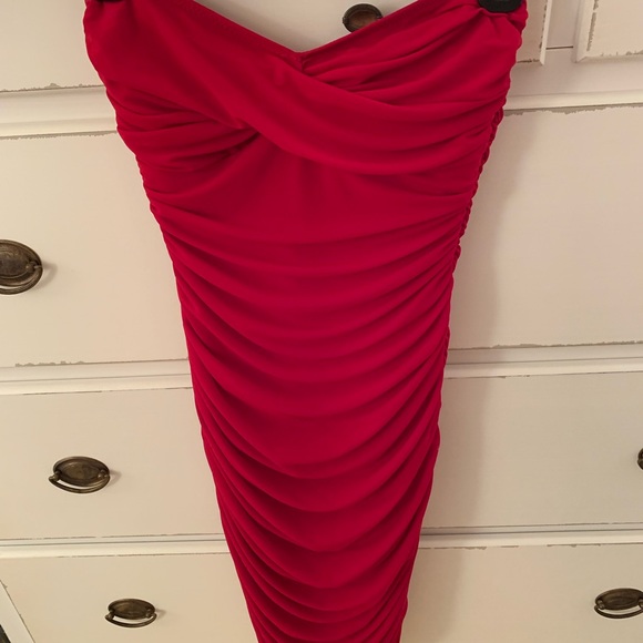 Red Norma Kamali Sweetheart Strapless Dress - Picture 4 of 6